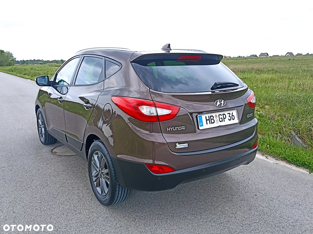 Hyundai ix35 1.7 CRDi 2WD blue Finale Gold - 3