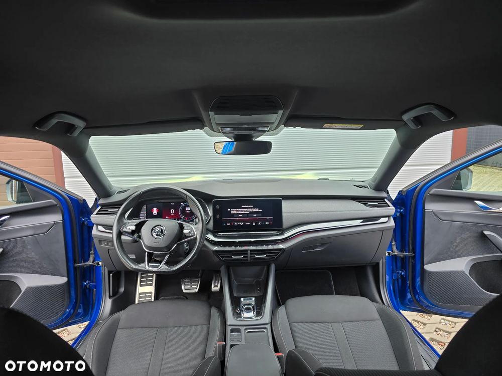 Skoda Octavia 2.0 TDI DSG Sportline - 23