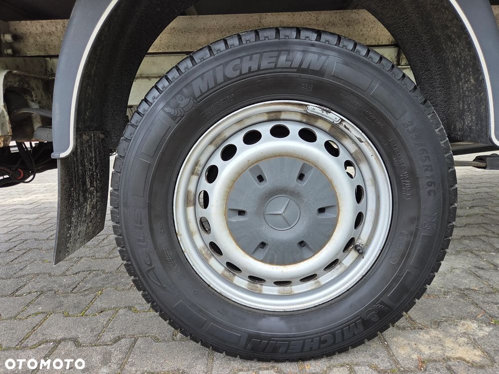 Mercedes-Benz SPRINTER 319 CDI - 26