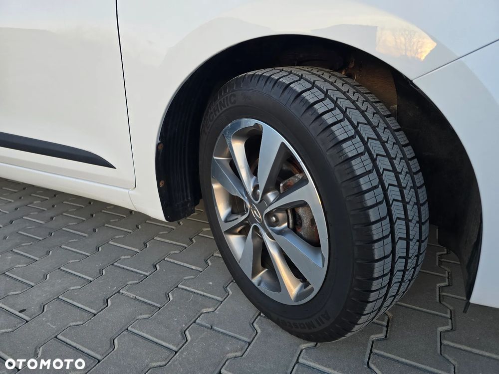 Hyundai i20 1.2 Style - 8