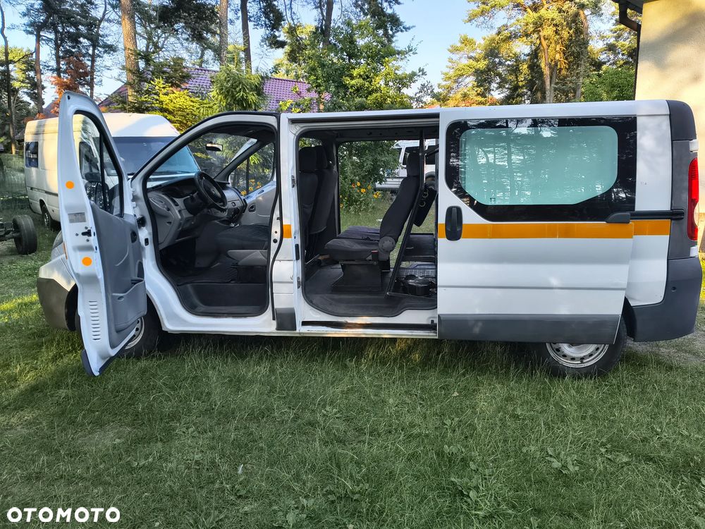 Renault Trafic - 11