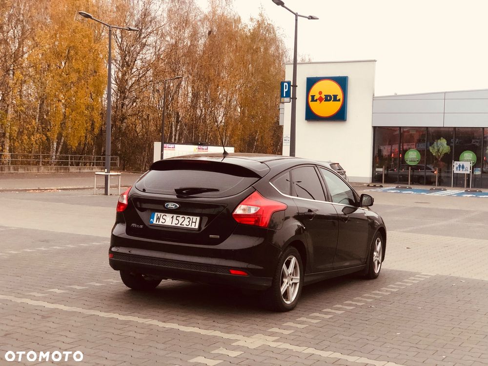 Ford Focus 1.0 EcoBoost Titanium - 4