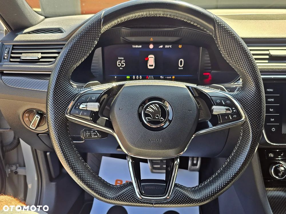 Skoda Superb 2.0 TDI DSG Sportline - 22