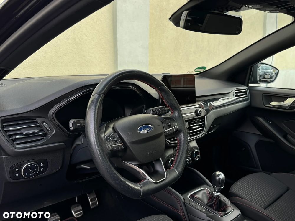Ford Focus 1.5 EcoBlue ST-Line - 19