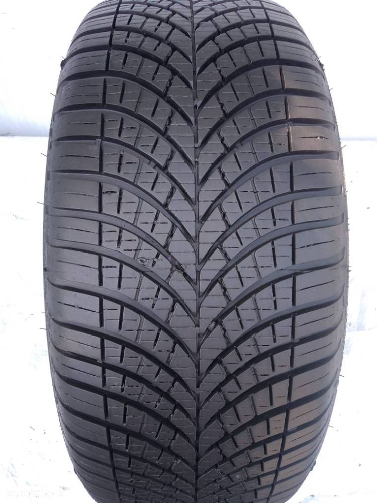 Goodyear Vector 4season GEN-3 215/50 R17 95W 2025 8mm - 1