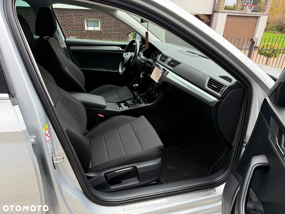 Skoda Superb Combi 1.6 TDI Ambition - 14