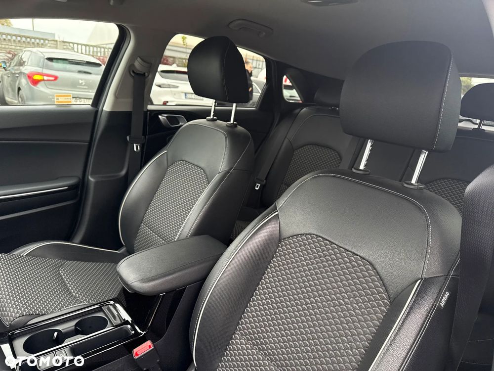 Kia Ceed 1.5 T-GDI Tribute DCT - 12