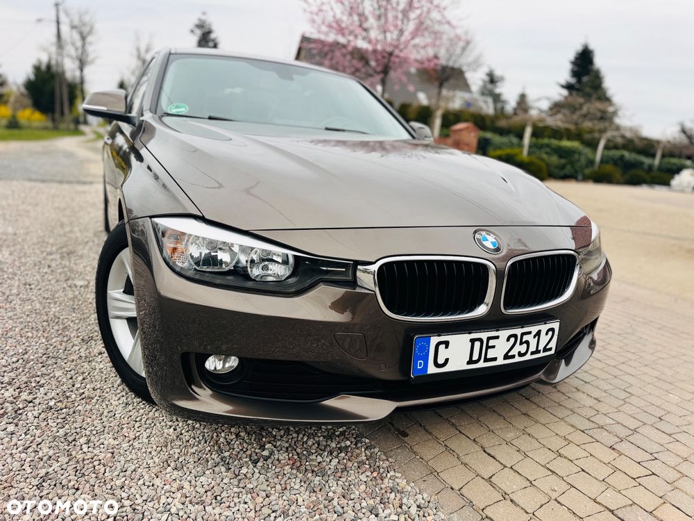 BMW Seria 3 316d DPF Edition Exclusive - 25