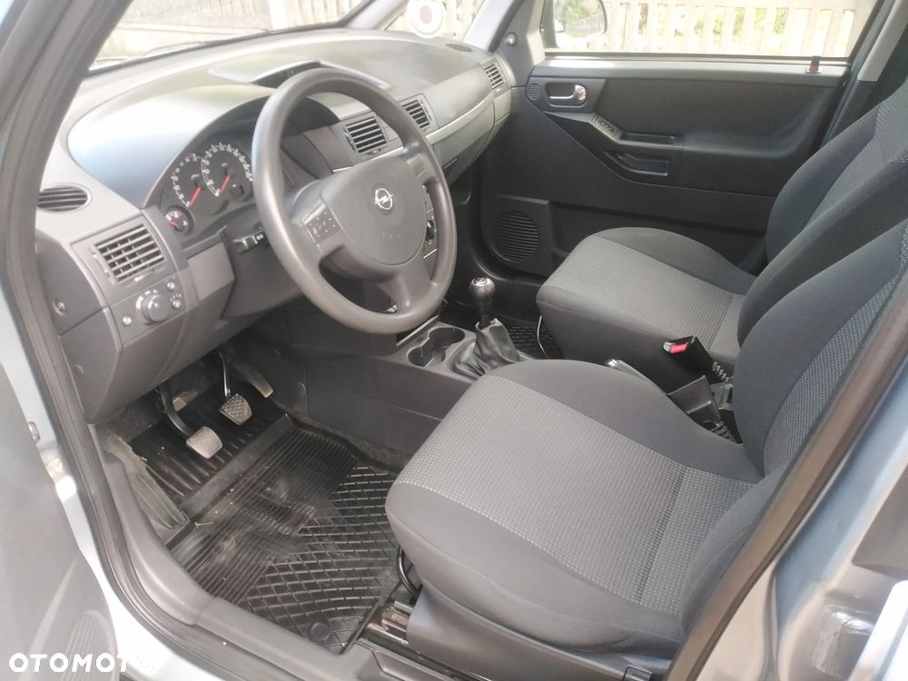 Opel Meriva 1.4 Essentia - 17