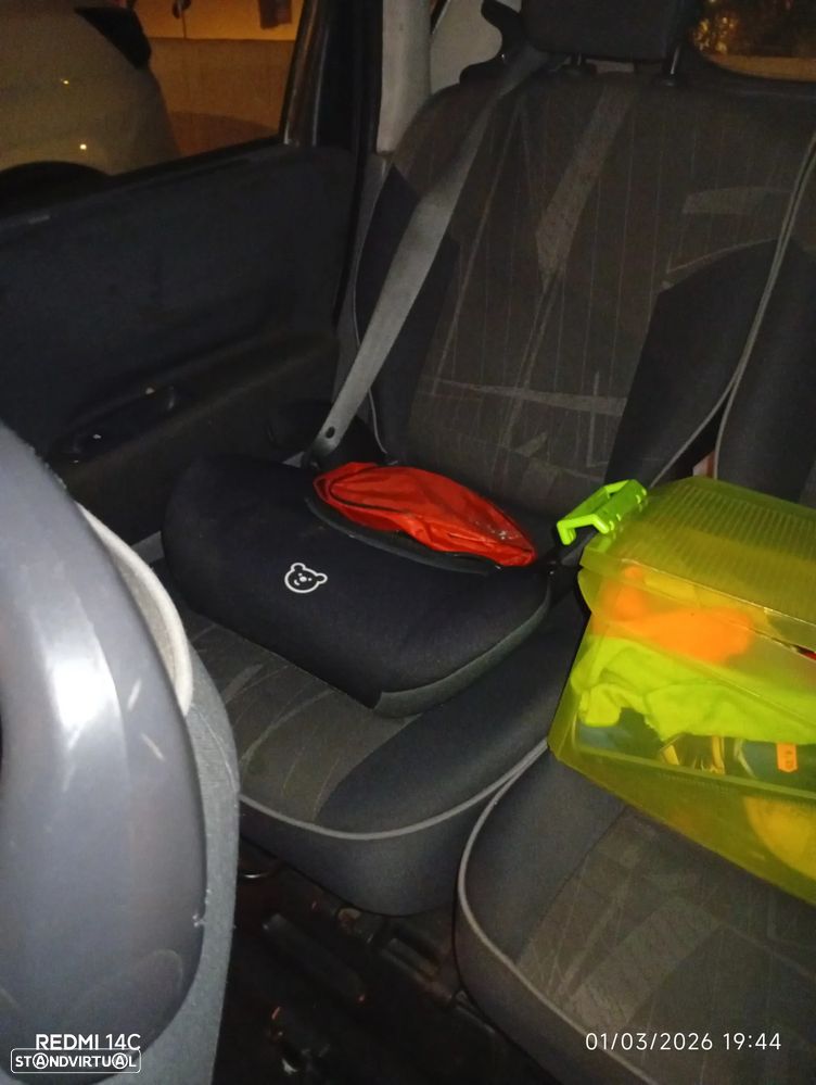 Renault Scénic 1.5 dCi Confort - 11