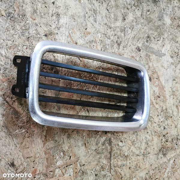 BMW E24 635CSI EUROPA WKŁAD NEREK PRZÓD/ NRKI PRZÓD NR. 1 843 528 OEM