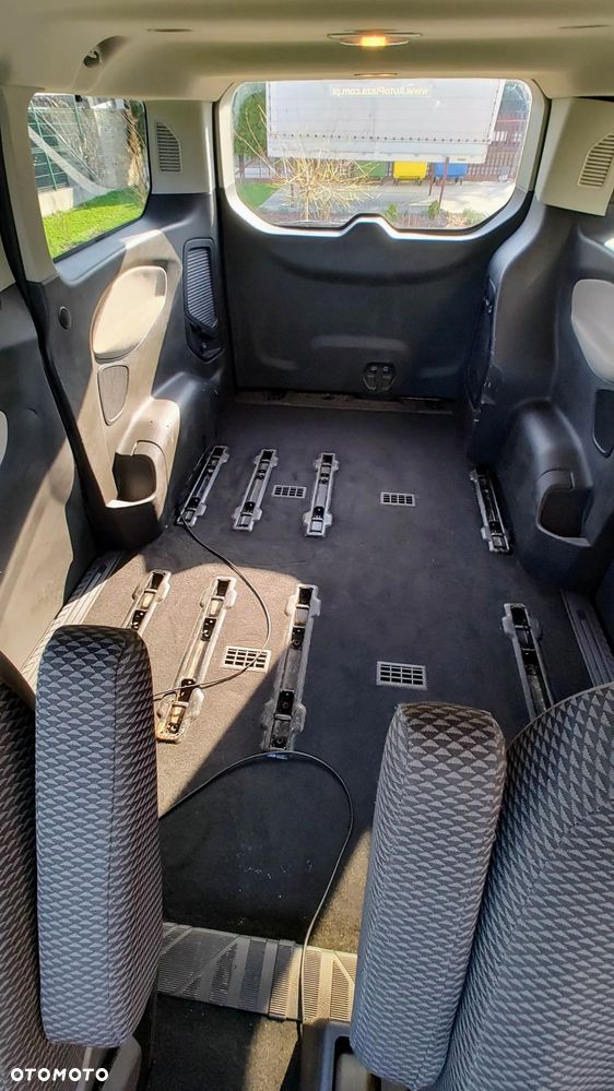 Ford Tourneo Custom 2.0 TDCi L1 Trend - 11