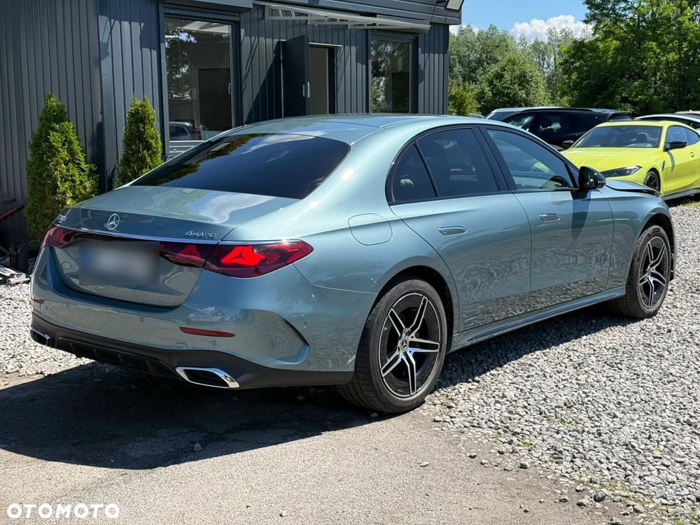Mercedes-Benz Klasa E 200 mHEV 4-Matic AMG 9G-Tronic - 2