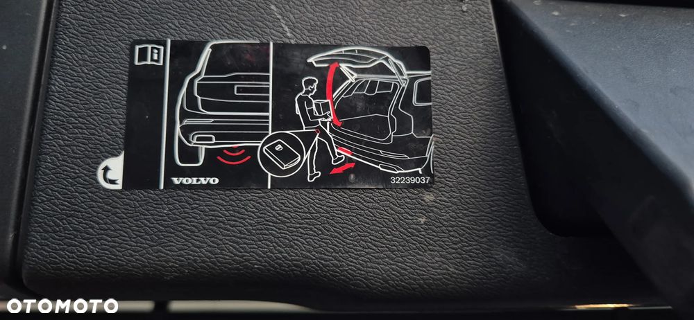 Volvo XC 60 B4 D AWD Geartronic Inscription - 27