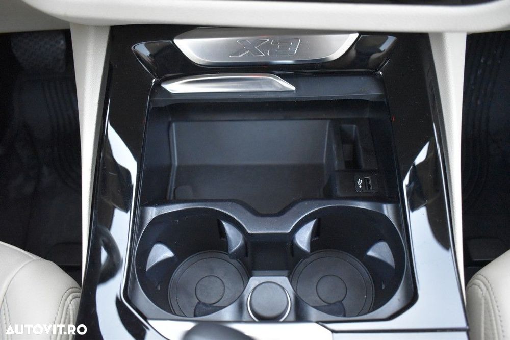 BMW X3 xDrive20d AT Advantage - 33