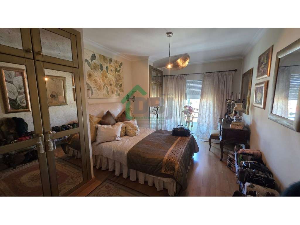 Excelente Duplex p/ Venda - Covilhã - Grande imagem: 4/9
