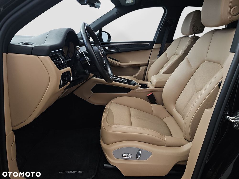 Porsche Macan Standard - 10