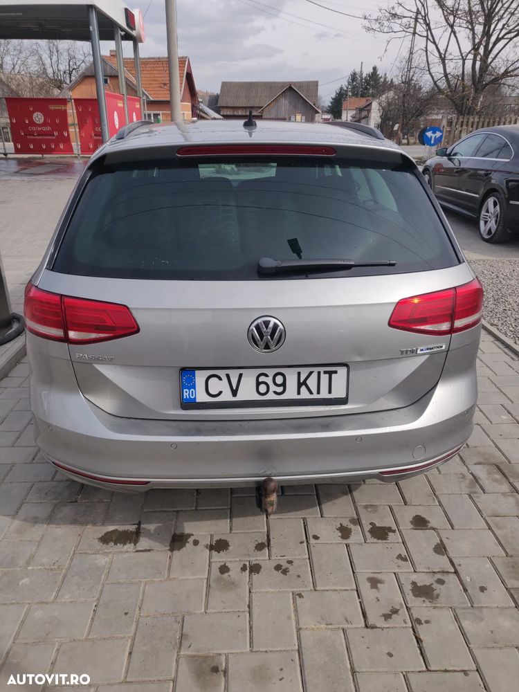 Volkswagen Passat 1.6 TDI Comfortline - 12