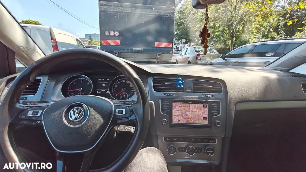 VOLKSWAGEN Golf 2015 — imagine 9
