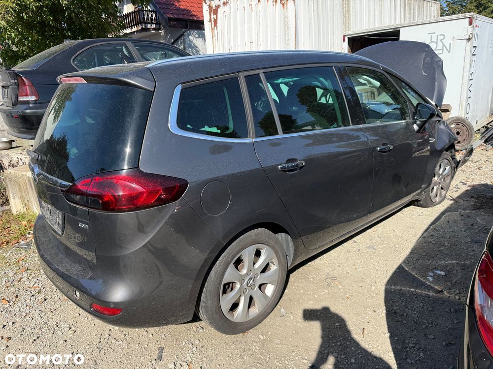 Opel Zafira 2.0 CDTI Cosmo - 10