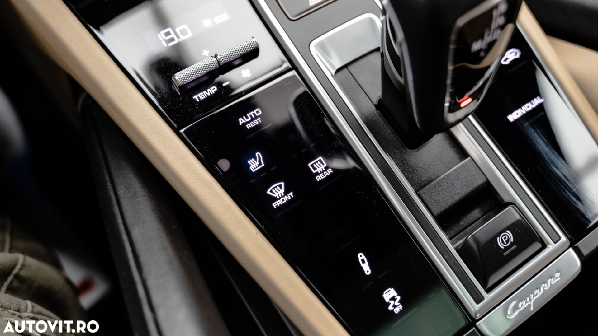 Porsche Cayenne - 24