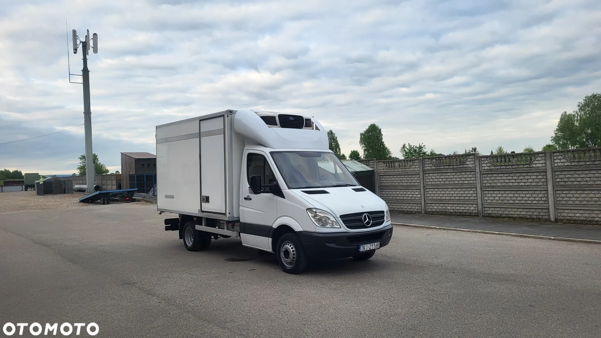 Mercedes-Benz Sprinter - 40