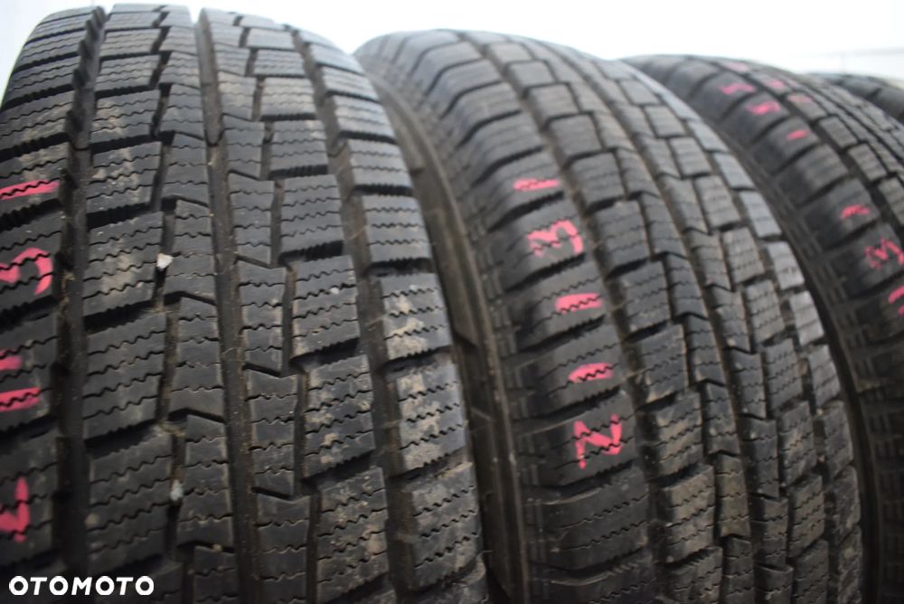 R14C 185 Hankook Winter RW06 Cena za komplet - 2