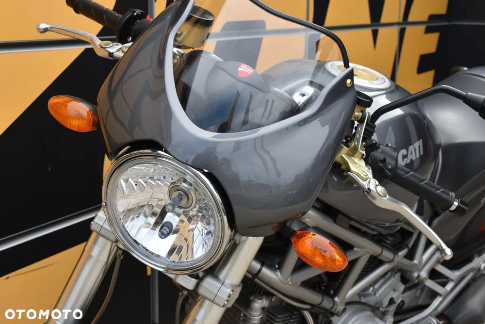 Ducati Monster - 25