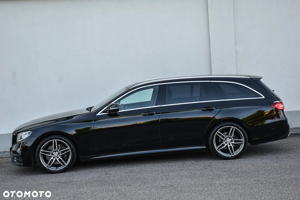 Mercedes-Benz Klasa E 220 d T 9G-TRONIC AMG Line - 15