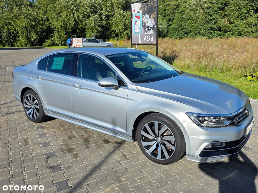 Volkswagen Passat 2.0 TSI 4Mot Highline DSG - 22