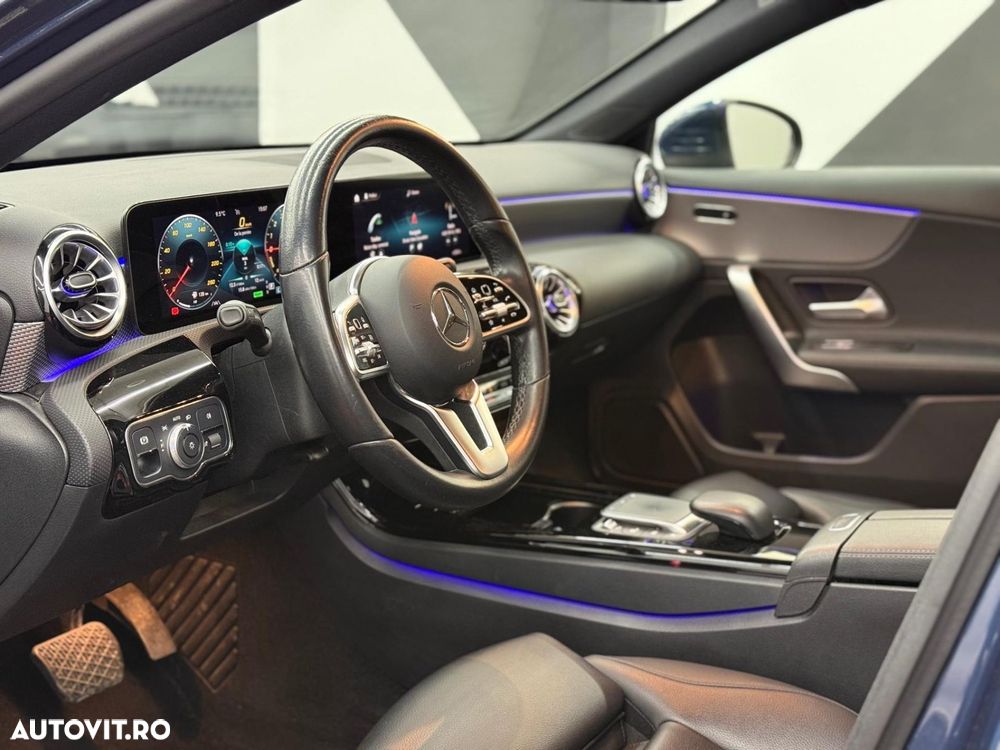 Mercedes-Benz A 250 e Sedan 8G-DCT Lim. Special Edition - 12