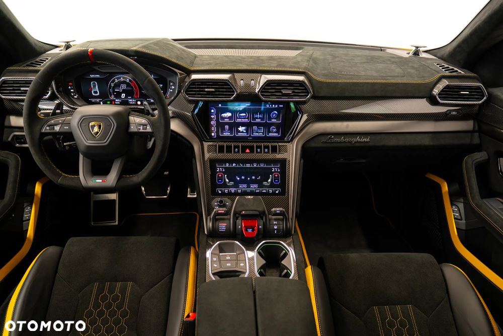 Lamborghini Urus - 10