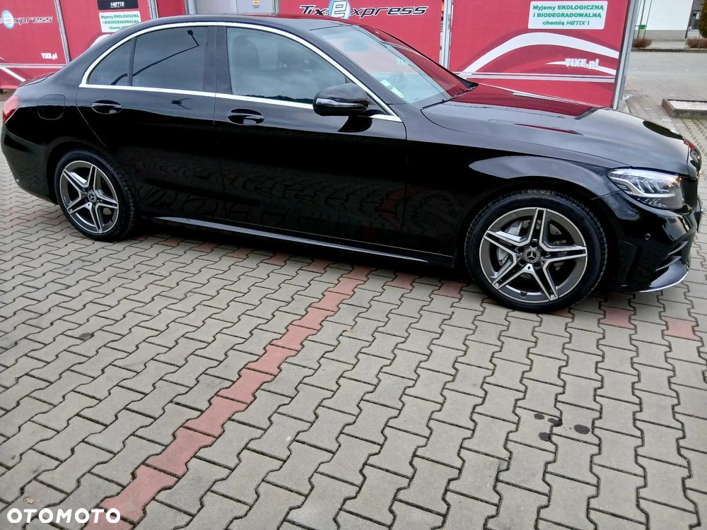 Mercedes-Benz Klasa C 180 d 9G-TRONIC AMG Line - 12