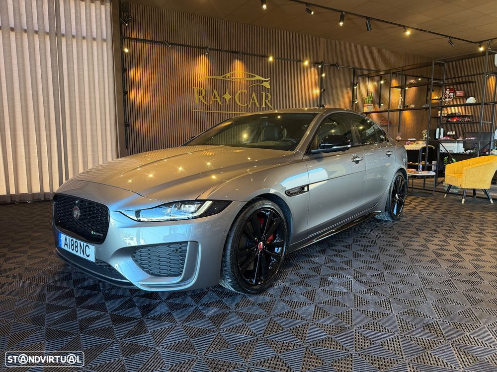 Jaguar XE 2.0 D200 R-Dynamic HSE - 2