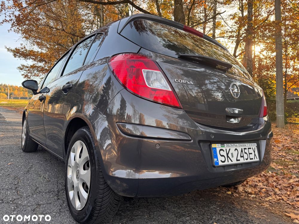 Opel Corsa 1.4 16V Graphite - 8