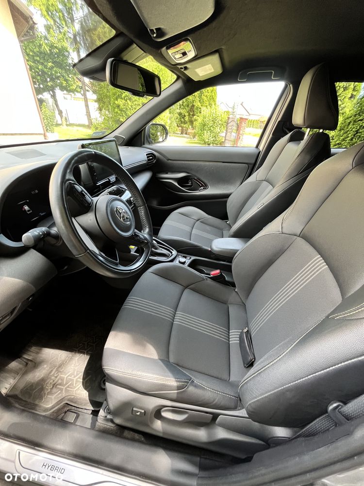 Toyota Yaris - 11