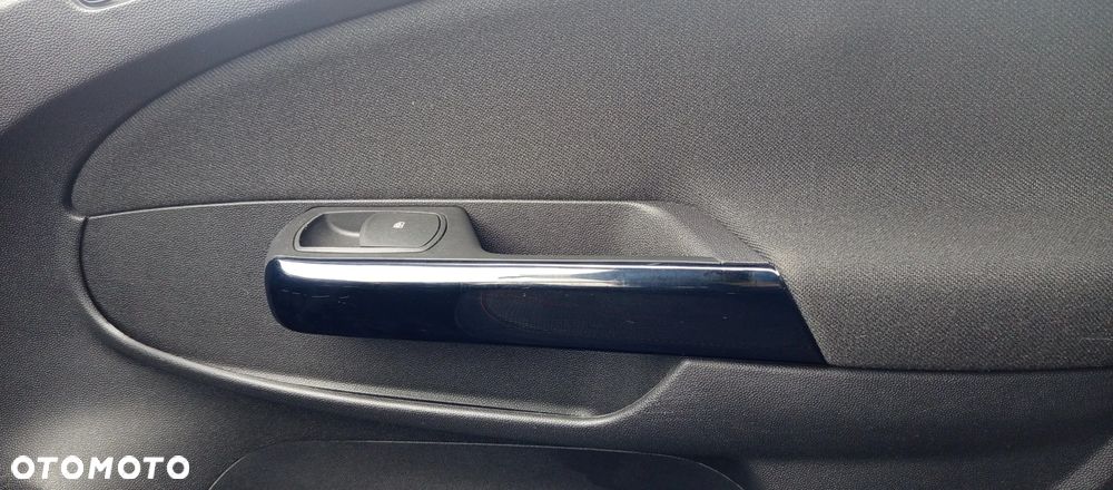 Opel Corsa 1.4 16V Sport - 21