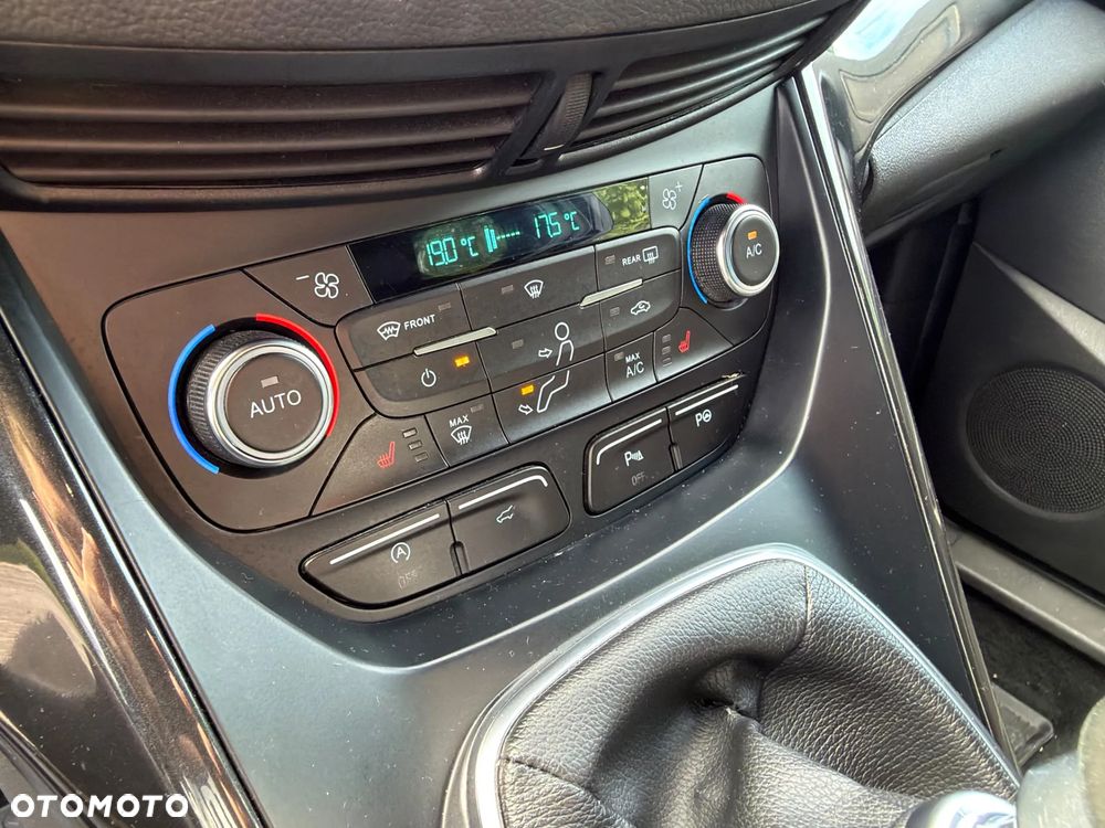Ford Kuga - 19