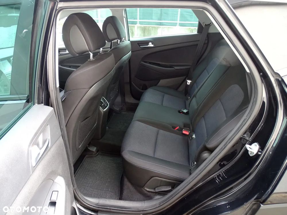 Hyundai Tucson blue 1.7 CRDi 2WD Classic - 13