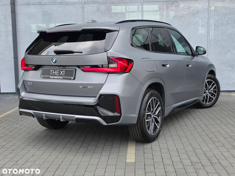 BMW X1 sDrive20i mHEV - 6