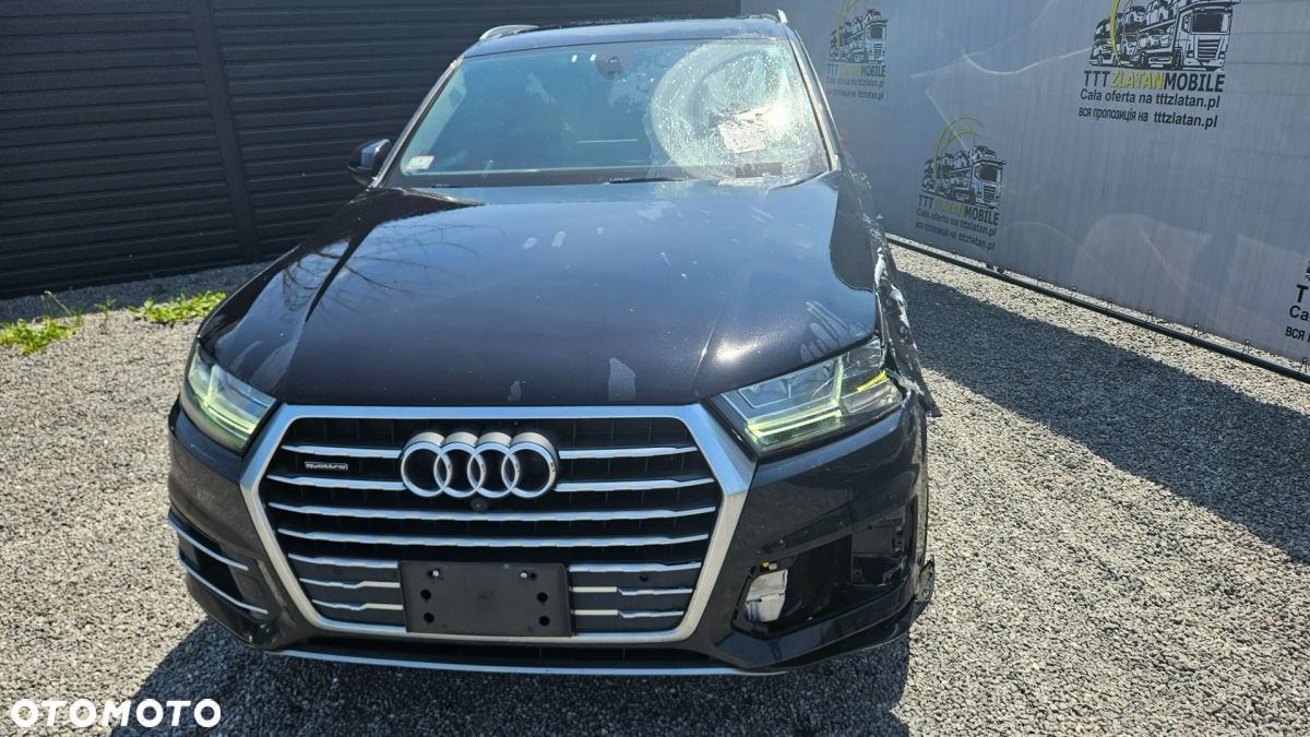 Audi Q7 - 1