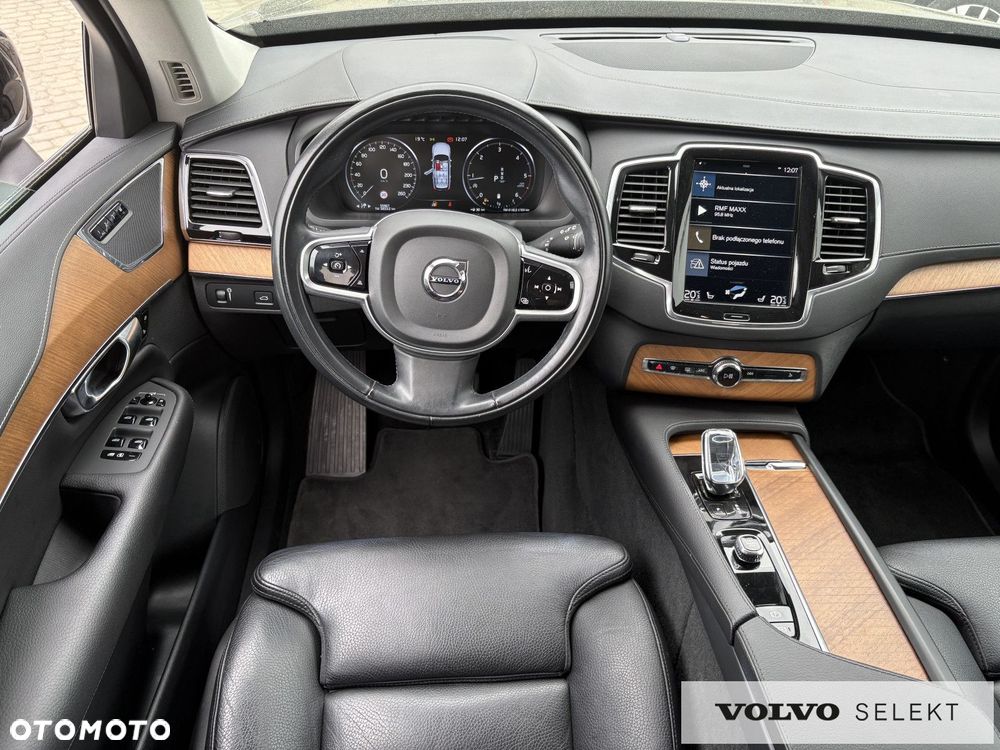 Volvo XC 90 - 12