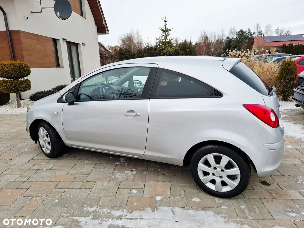 Opel Corsa 1.4 16V Satellite - 13