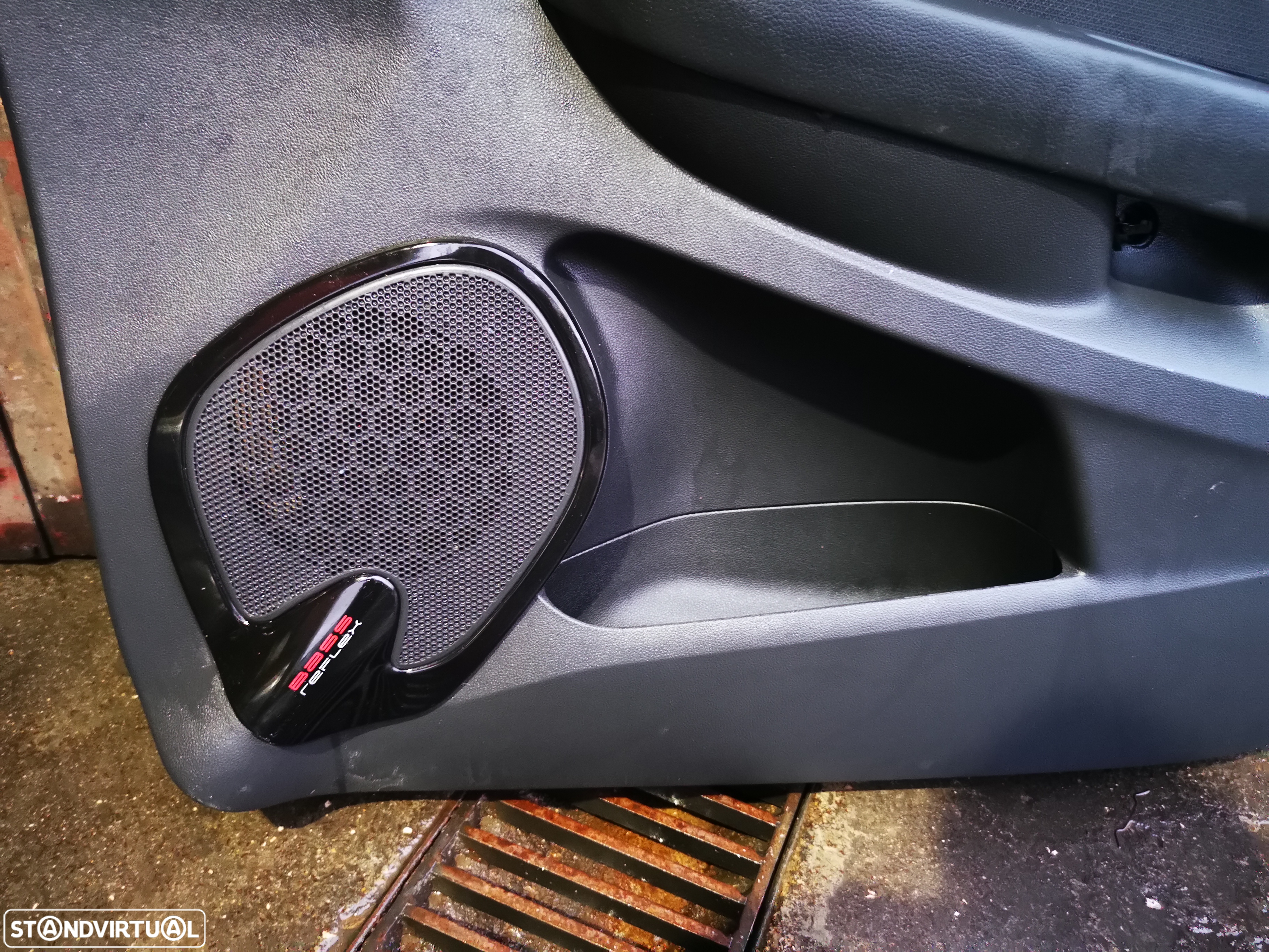 RENAULT CLIO IV / 4 FORRA / QUARTELA PORTA FRENTE DIREITA - FP024 - 5