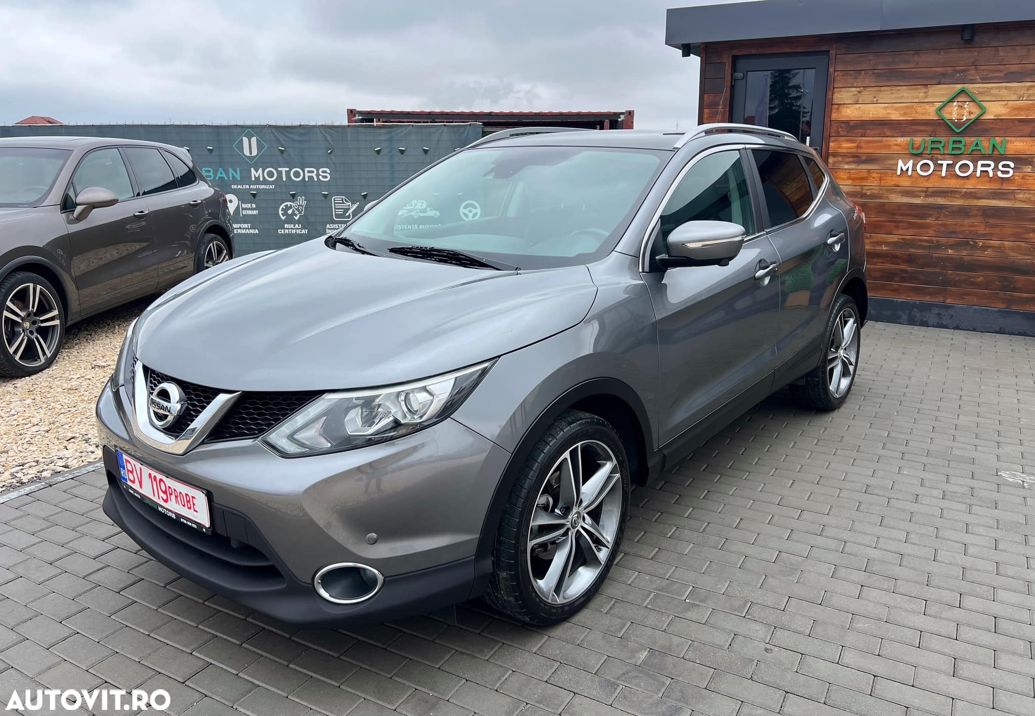 Nissan Qashqai 1.6 DCI Start/Stop X-TRONIC Tekna - 10