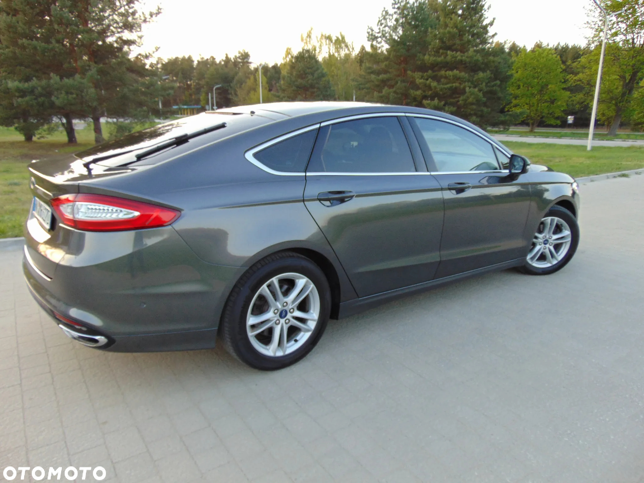Ford Mondeo 2.0 EcoBoost Start-Stopp Autom Titanium - 38