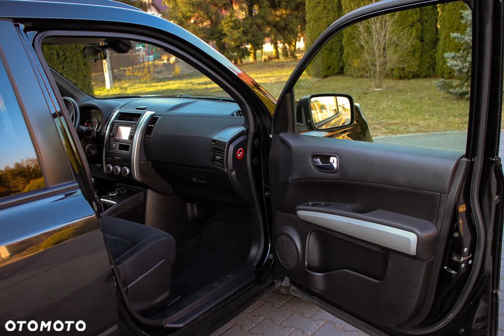 Nissan X-Trail 2.0 dCi 4x4 DPF Platinum - 21