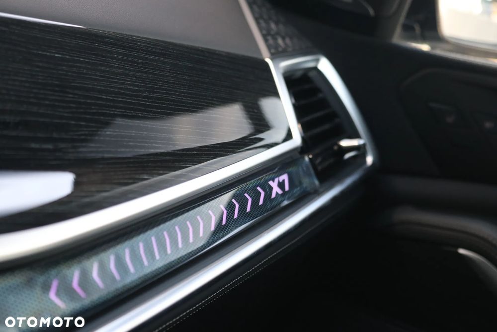 BMW X7 xDrive40d mHEV M Sport sport - 19