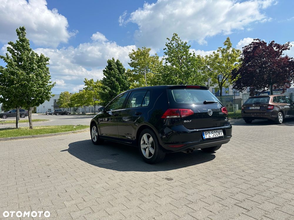 Volkswagen Golf 1.4 TSI BMT Highline - 4