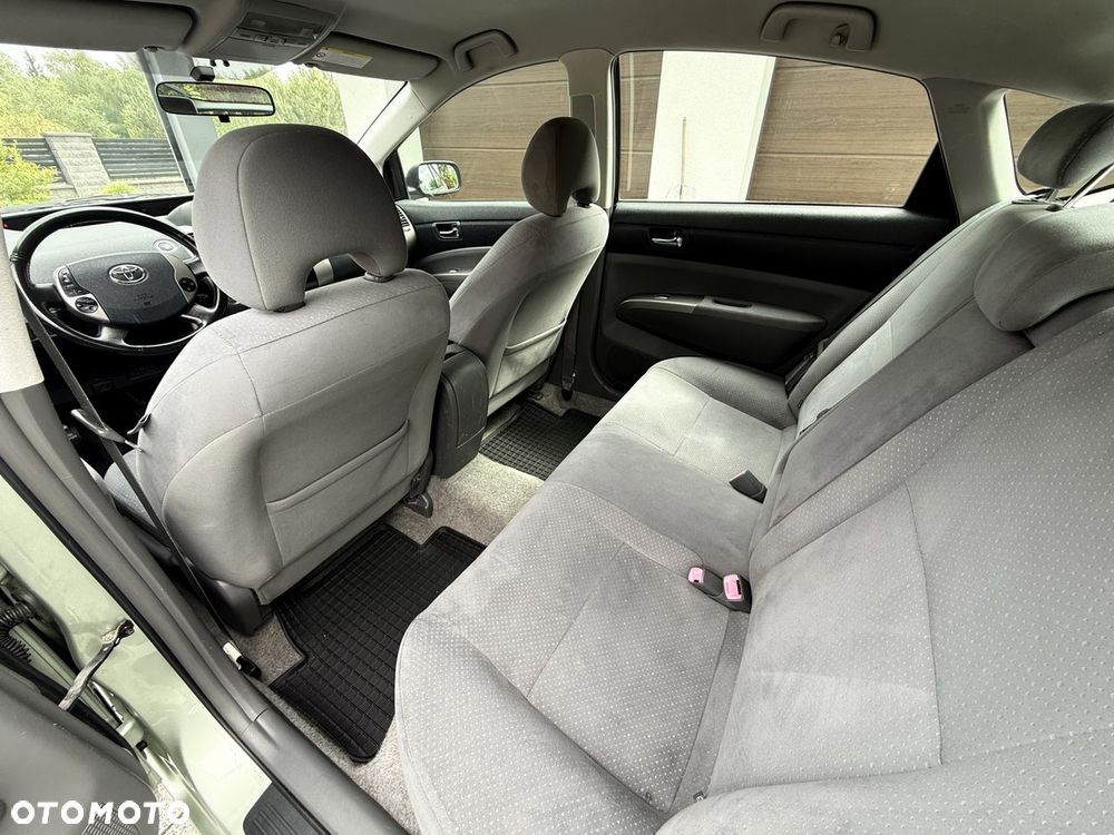Toyota Prius 1.5 VVT-i Sol - 17